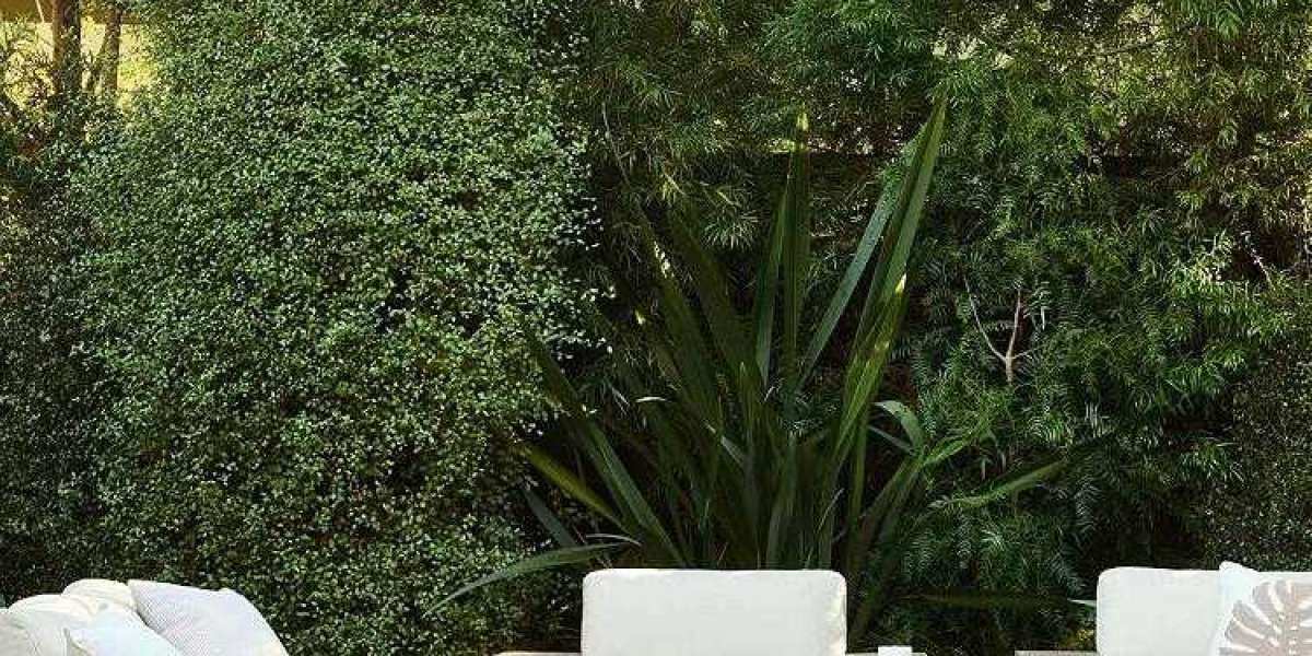 Garden Furniture Dubai: Transforming Outdoor Spaces