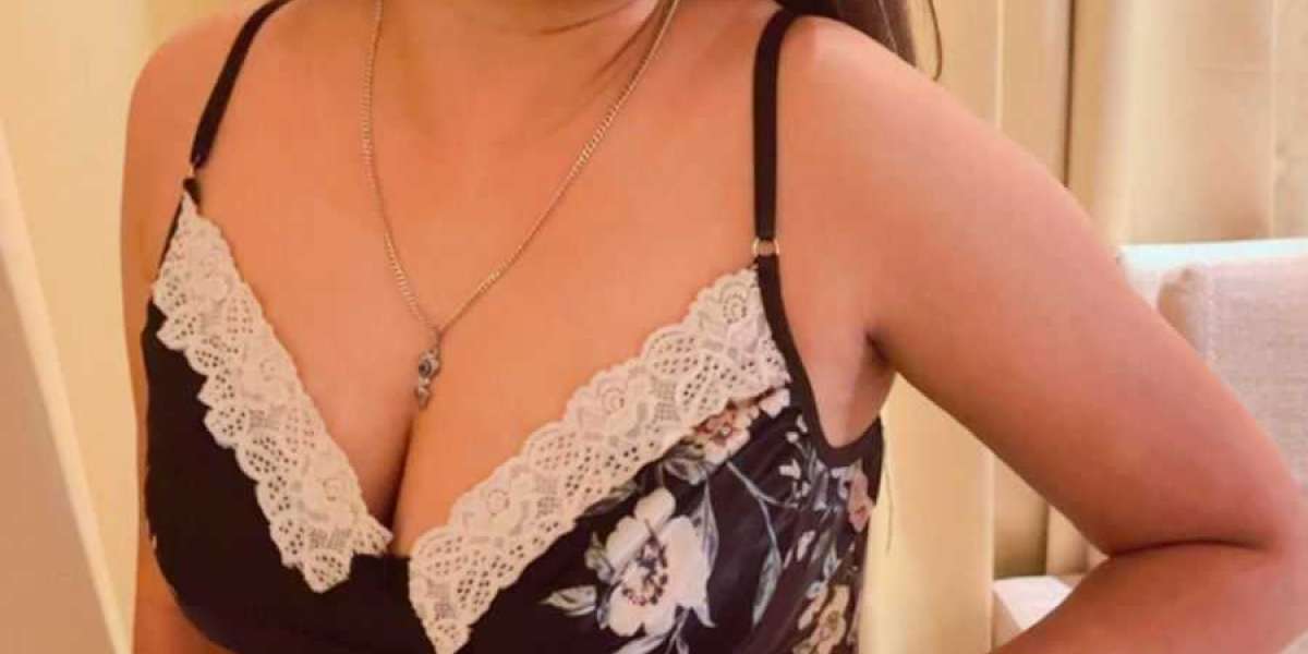 Top Class VIP Escorts Service in Vapi 24/7 with Hotel