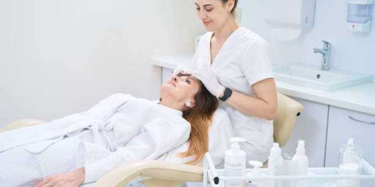 The Best Dermatology Clinic in South Delhi House of Aesthetics, Promises Beautiful Skin